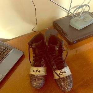 Kids football cleats size 6